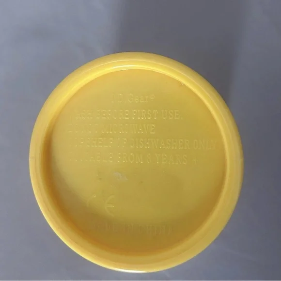 Personalized Zoe Yellow & Red Pencil Cup - Picture 3 of 4